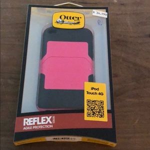 New Otter iPod 4th gen case in pink